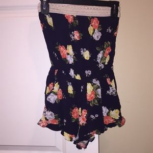 Comfy Floral Romper!